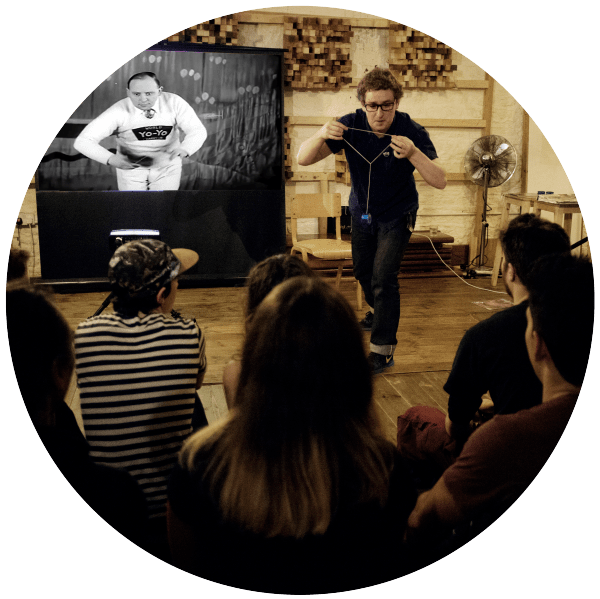 arron_audience_martini